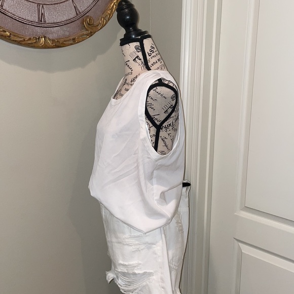 Preston and York Size Large Sheer Top - Picture 2 of 4